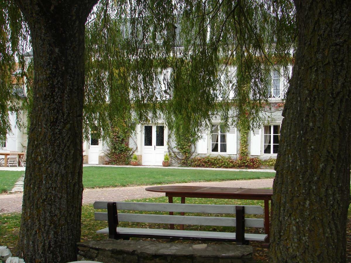 Mauzé-ThouarsaisLe Domaine Des Bois住宿加早餐旅馆 外观 照片