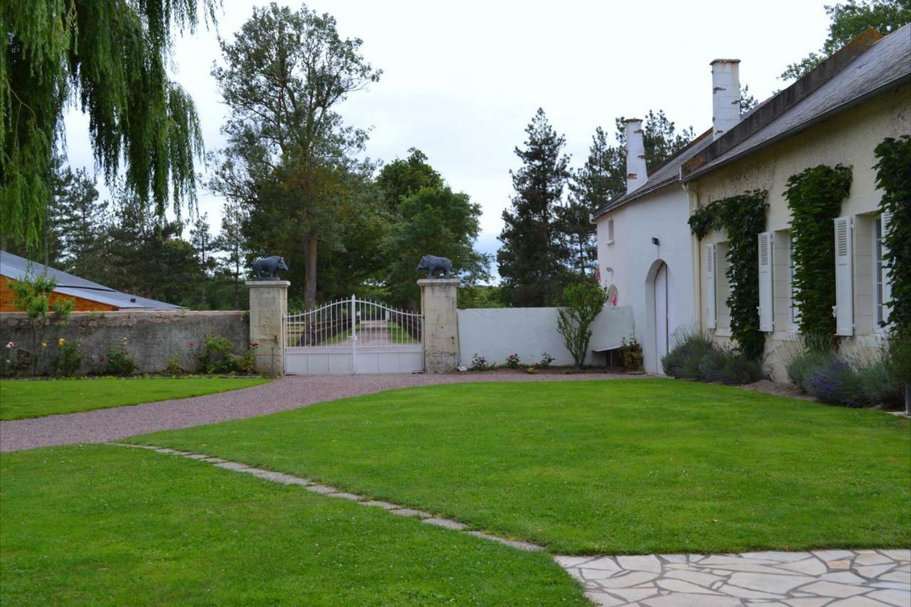 Mauzé-ThouarsaisLe Domaine Des Bois住宿加早餐旅馆 外观 照片